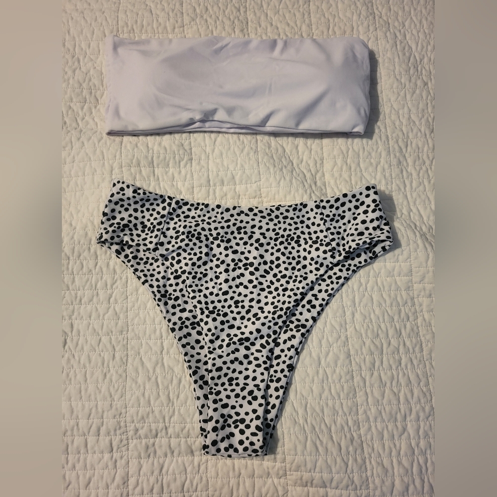 Black/White Bikini